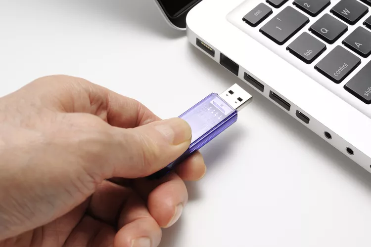 pen drive plugged into computer